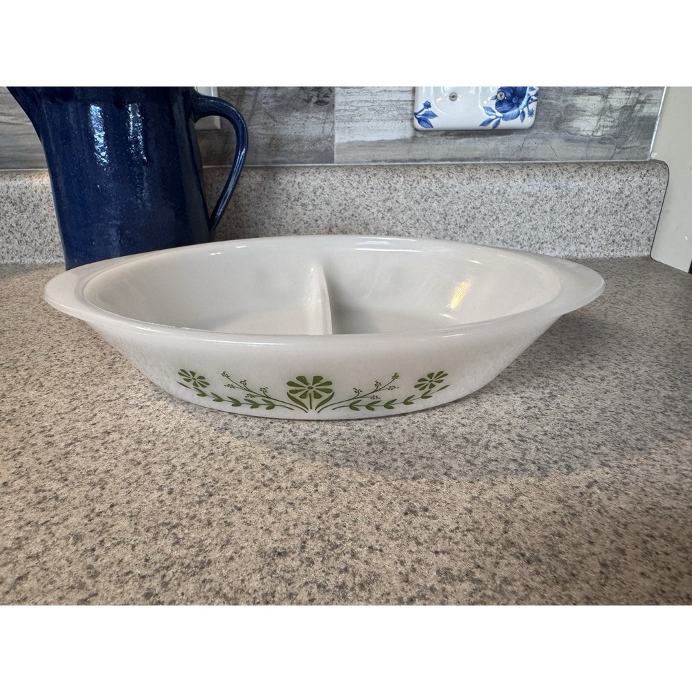 Spring Blossom Green Divided Casserole 2.5 Qt 435 USA Bakeware